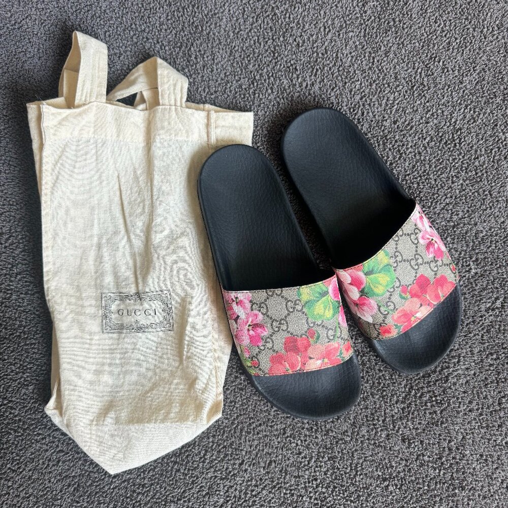 Floral Gucci Slides (authentic)